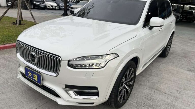 2021 XC90 T8 Recharge Inscription 七人座
